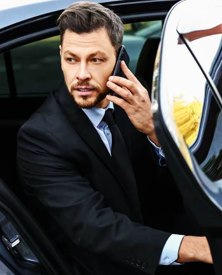 Professional chauffeur luxury limousine service