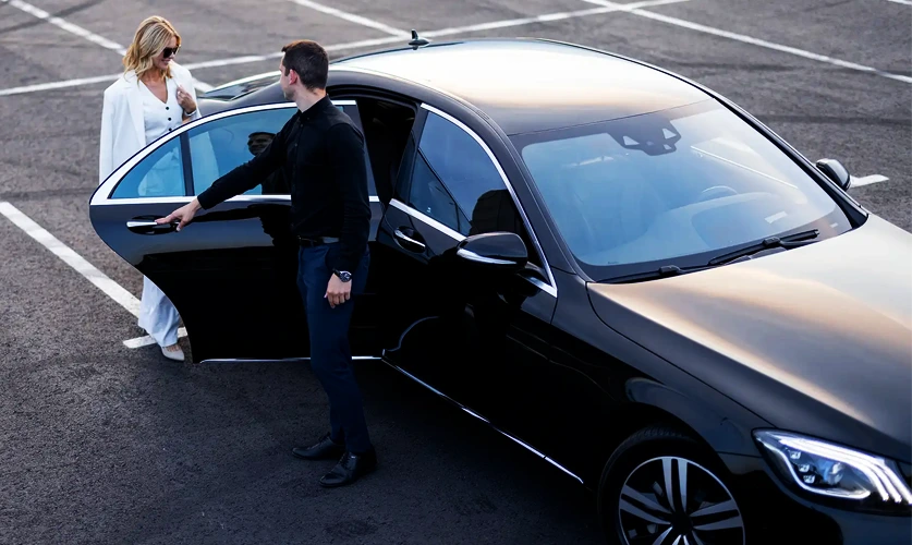 Executive chauffeur corporate pickup